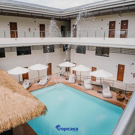 Tropicasa Hotel Coron Esterno foto