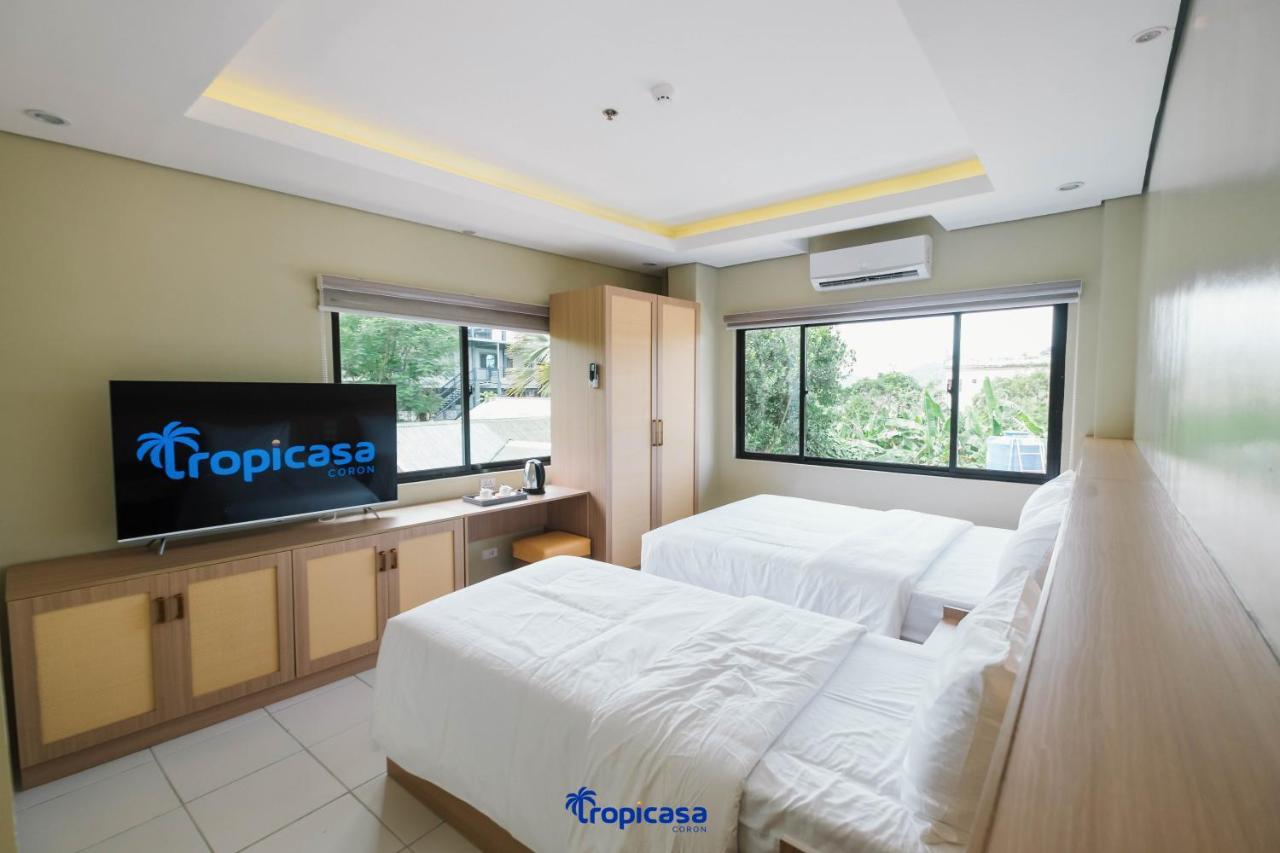 Tropicasa Hotel Coron Esterno foto