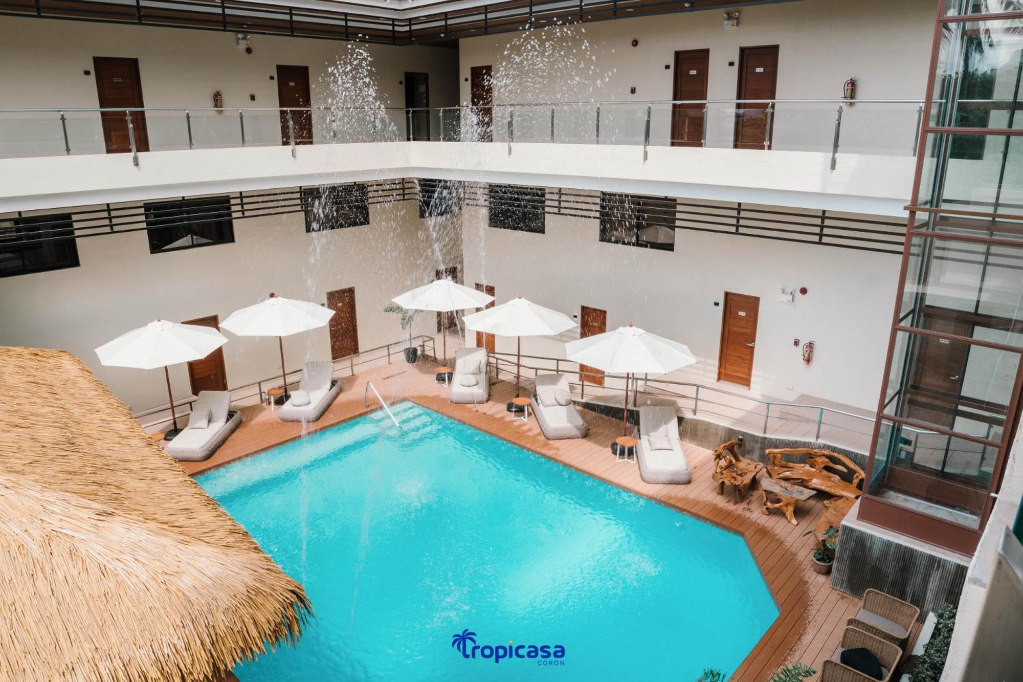 Tropicasa Hotel Coron Esterno foto