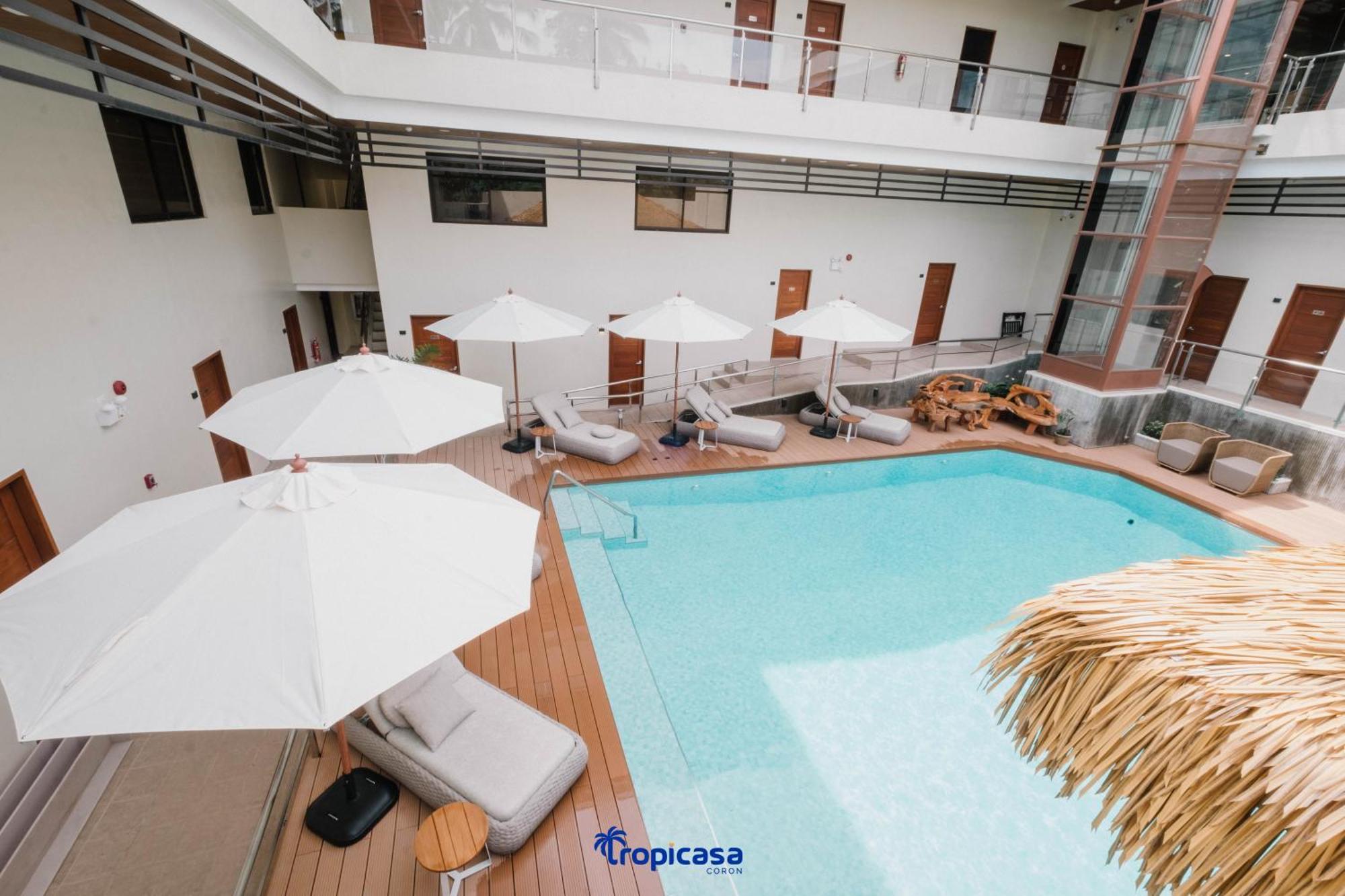 Tropicasa Hotel Coron Esterno foto
